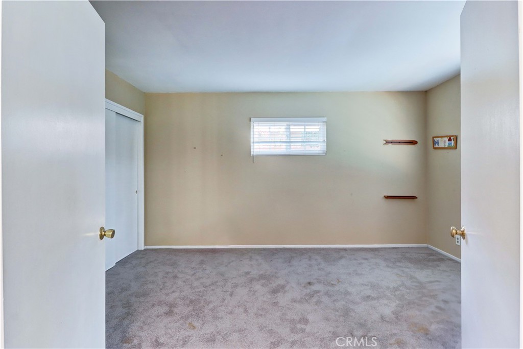 MLS #OC25231617 image #35