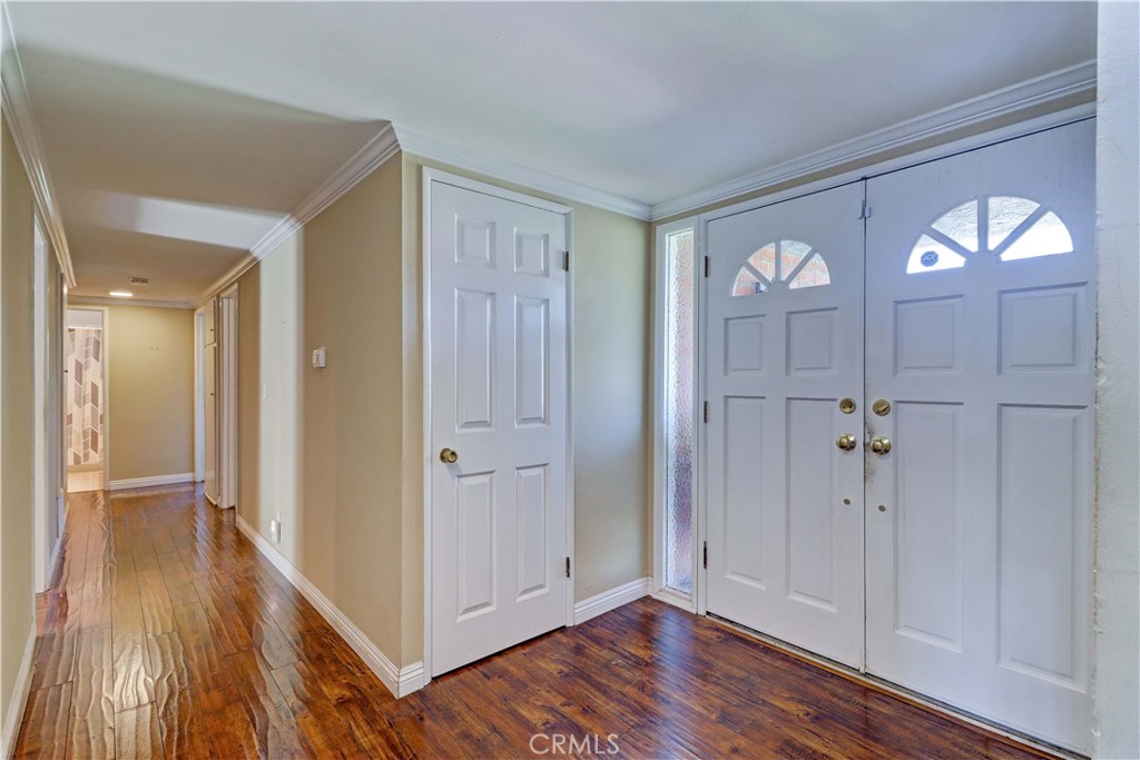 MLS #OC25231617 image #4