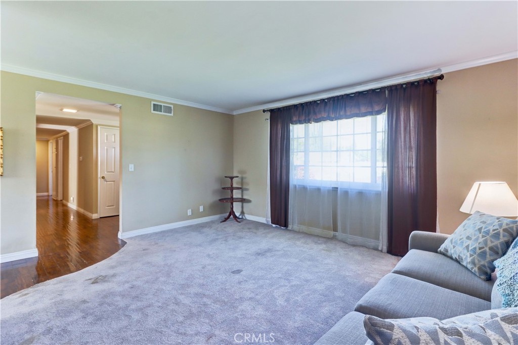 MLS #OC25231617 image #6