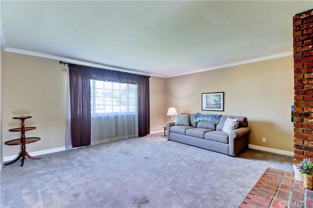 MLS #OC25231617 image #7