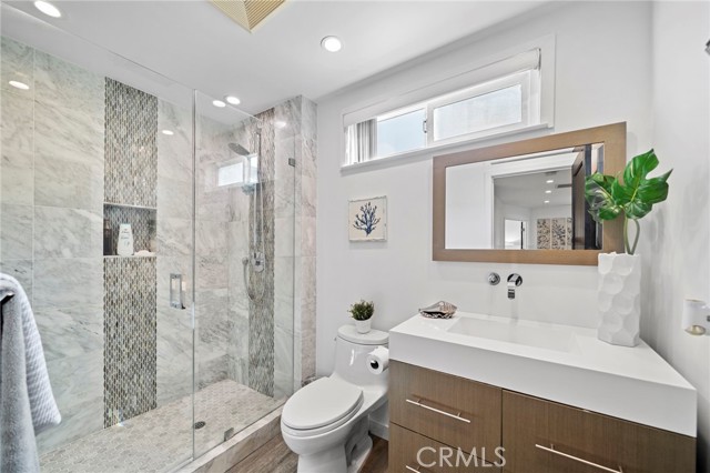 MLS #OC25231708 image #24