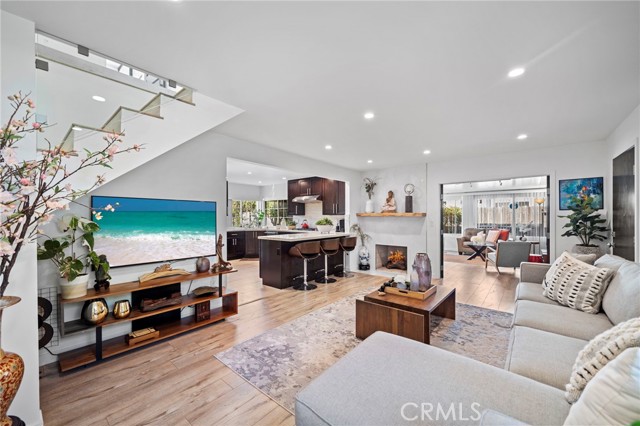 MLS #OC25231708 image #3