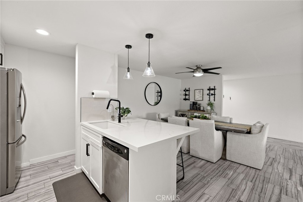 MLS #OC25231725 image #15