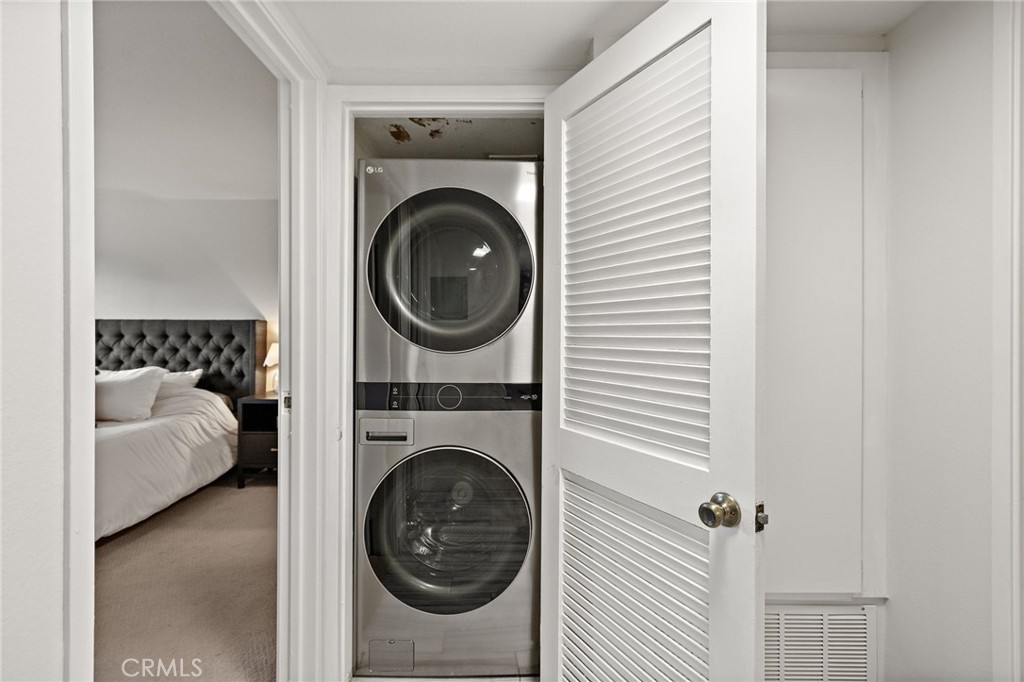 MLS #OC25231725 image #26