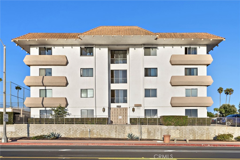 MLS #OC25231725 image #27