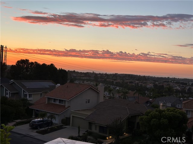 MLS #OC25231875 image #1