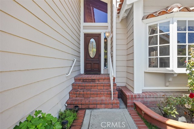 MLS #OC25231875 image #2