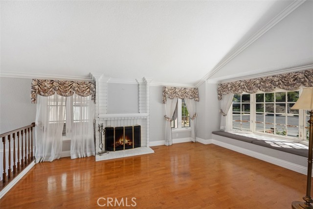 MLS #OC25231875 image #4