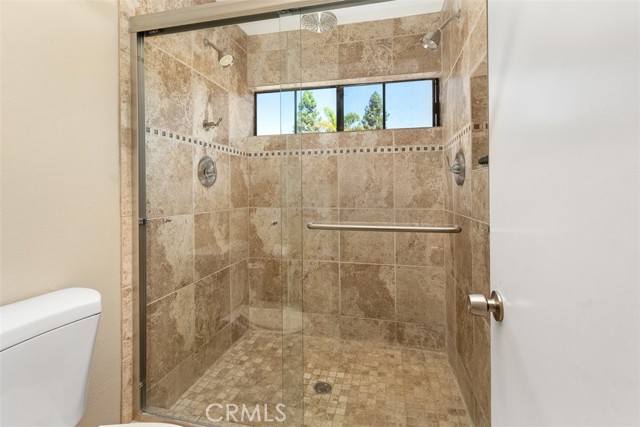 MLS #OC25231939 image #19