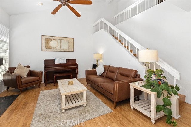 MLS #OC25231939 image #5