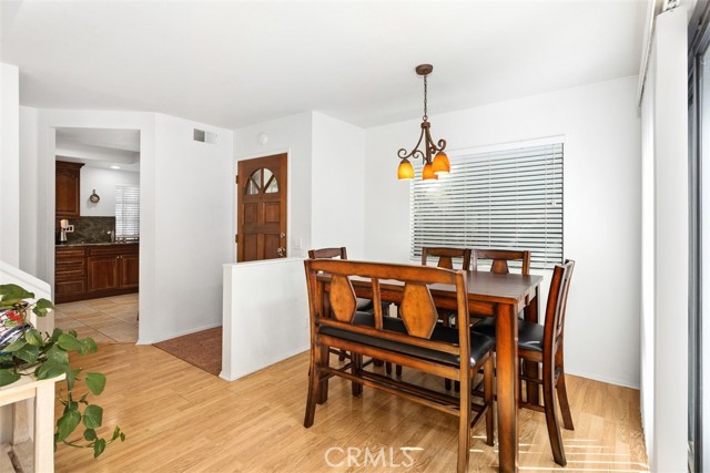 MLS #OC25231939 image #9