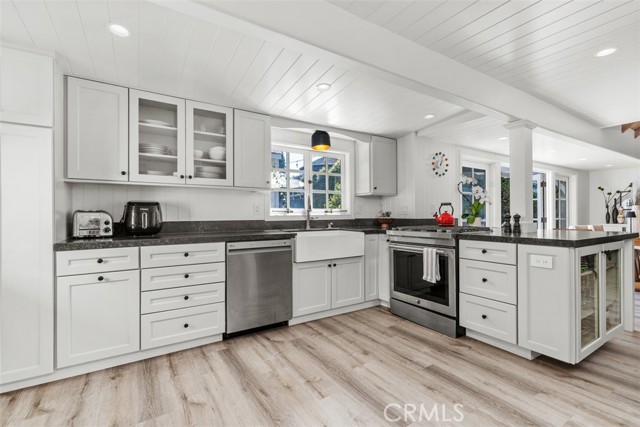 MLS #OC25231945 image #13