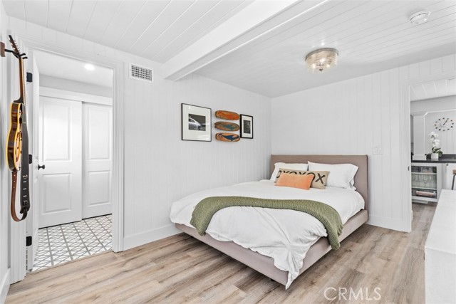 MLS #OC25231945 image #16