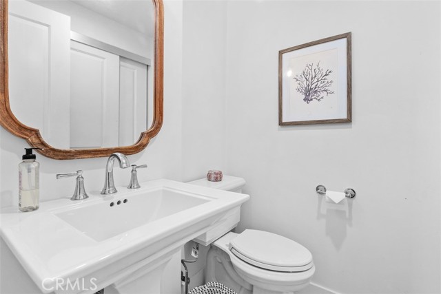 MLS #OC25231945 image #20