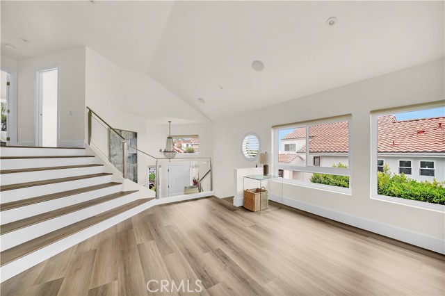 MLS #OC25231955 img 17