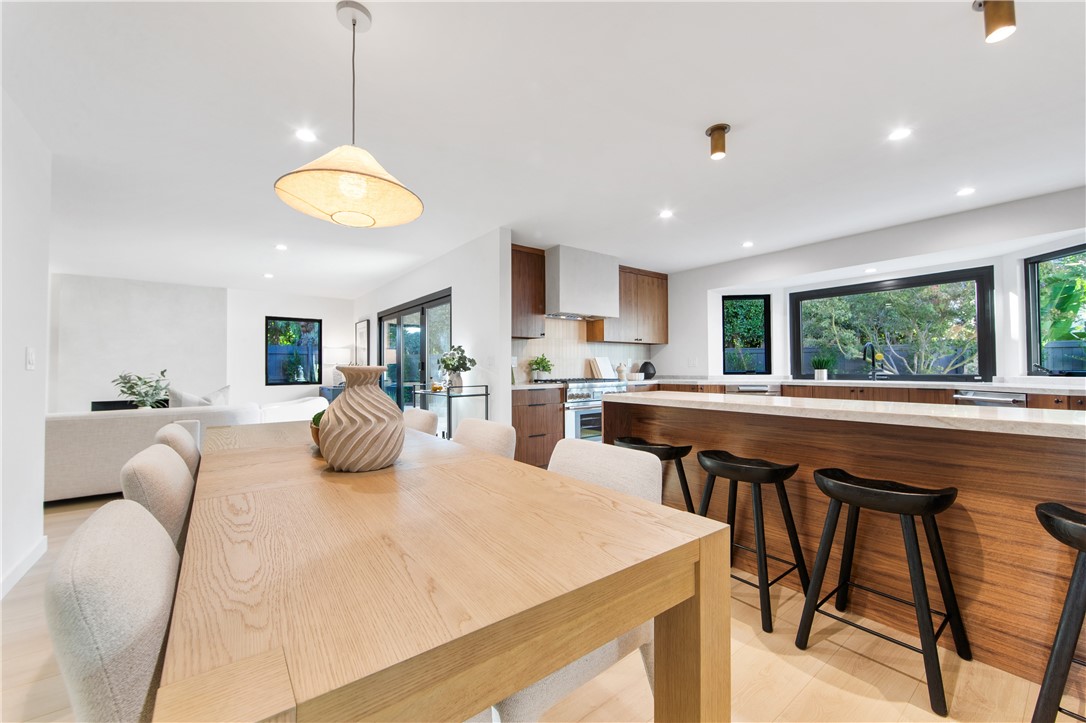 MLS #OC25232077 image #13