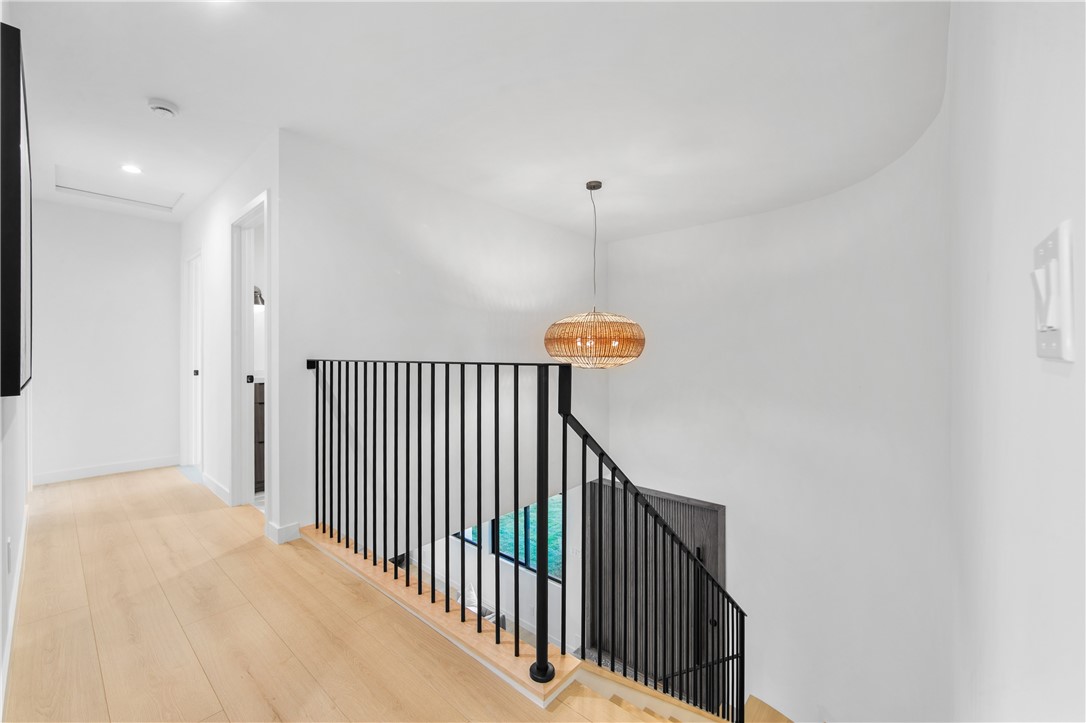 MLS #OC25232077 image #29