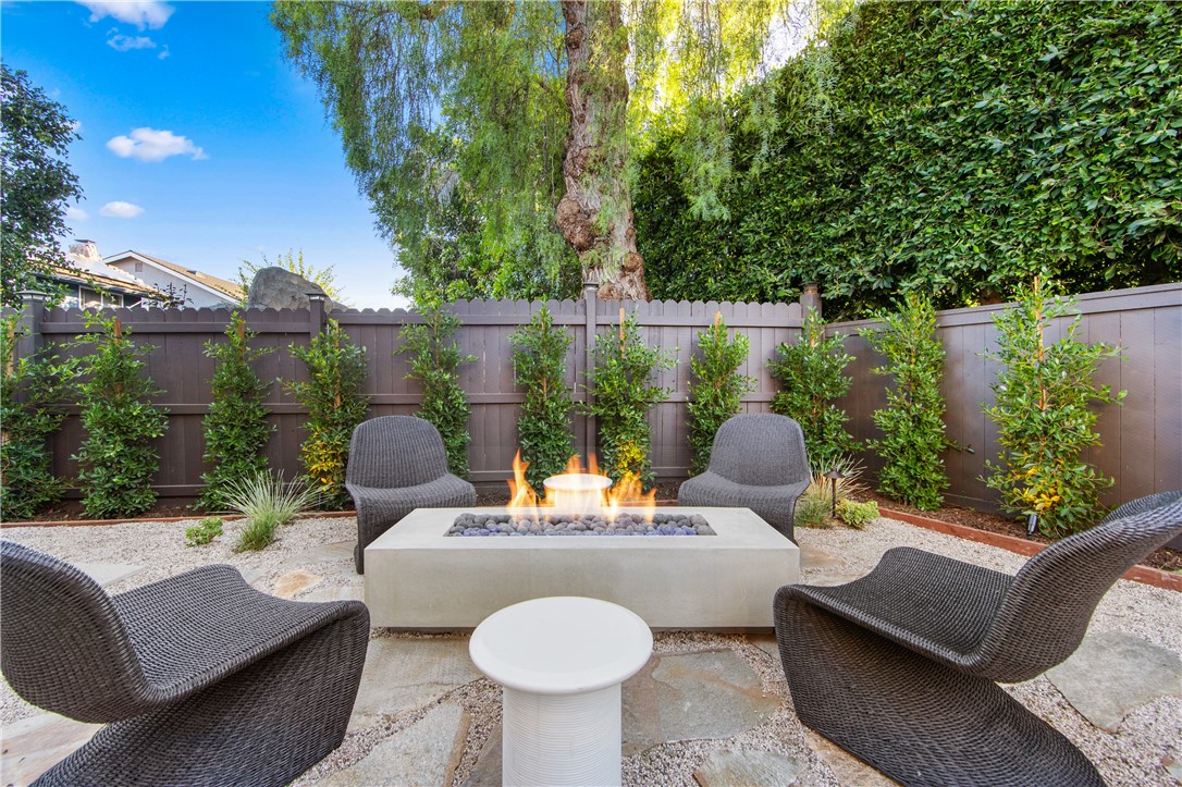 MLS #OC25232077 image #51