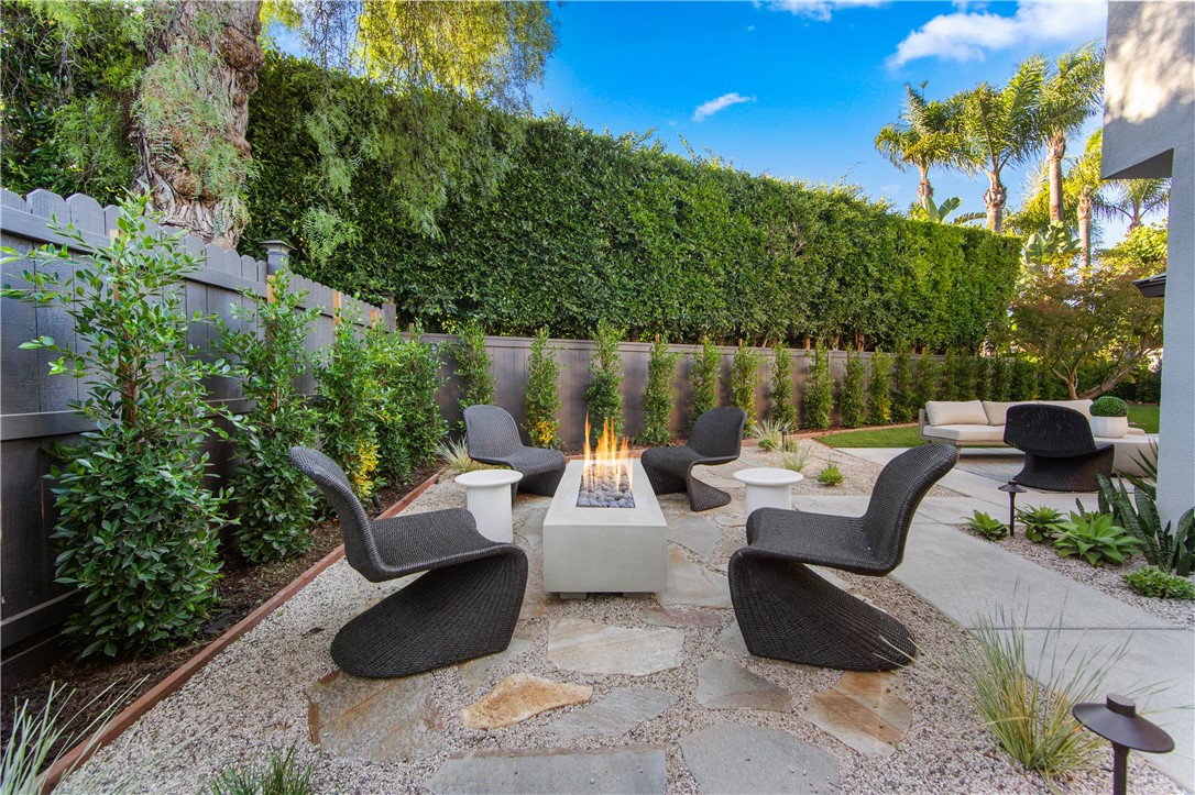 MLS #OC25232077 image #52