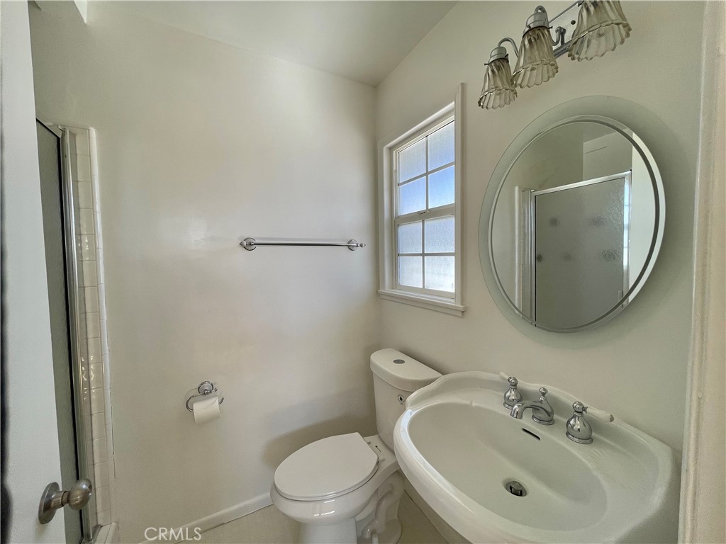 MLS #OC25232084 image #11