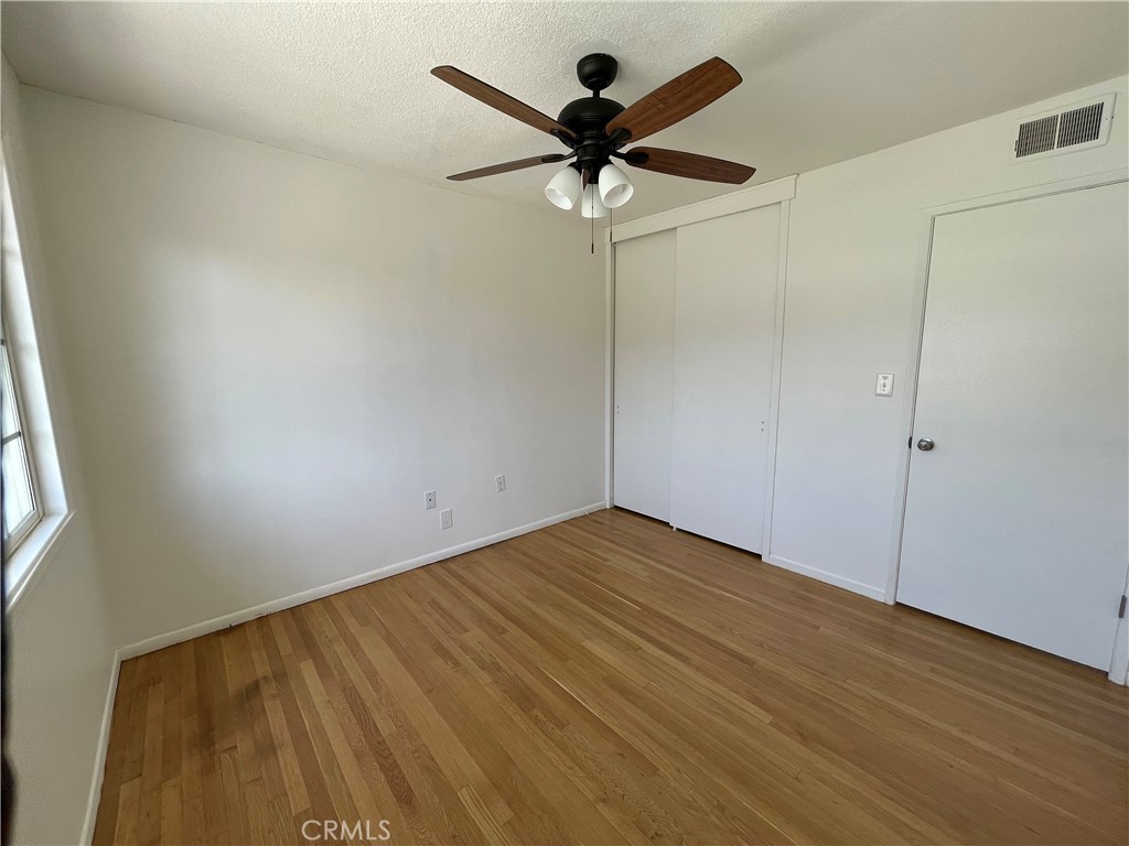 MLS #OC25232084 image #5