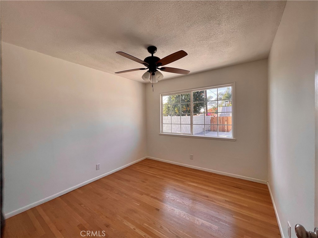 MLS #OC25232084 image #7