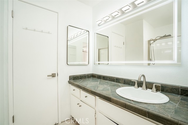 MLS #OC25232179 image #18