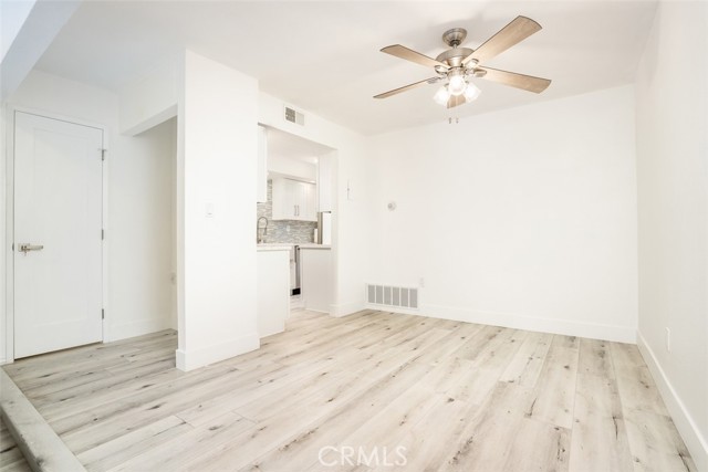 MLS #OC25232179 image #7