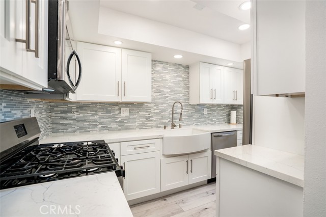 MLS #OC25232179 image #8