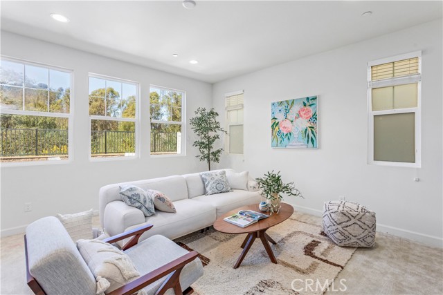 MLS #OC25232201 image #4