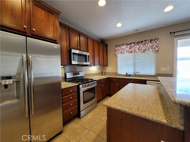 MLS #OC25232353 image #6