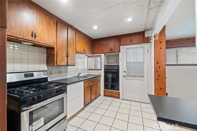 MLS #OC25232356 image #4