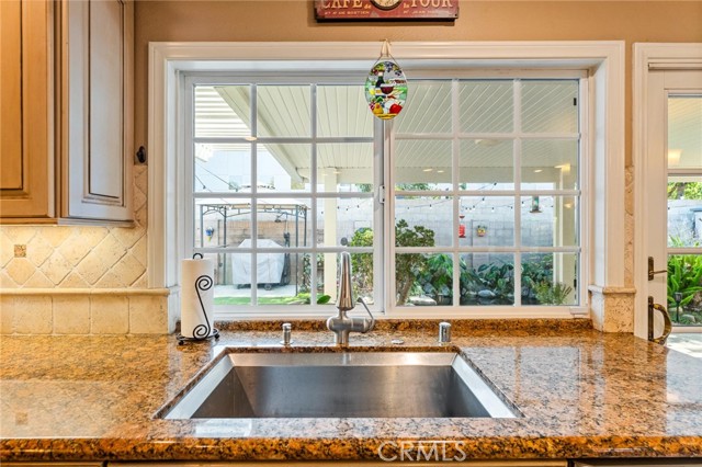 MLS #OC25232357 image #15