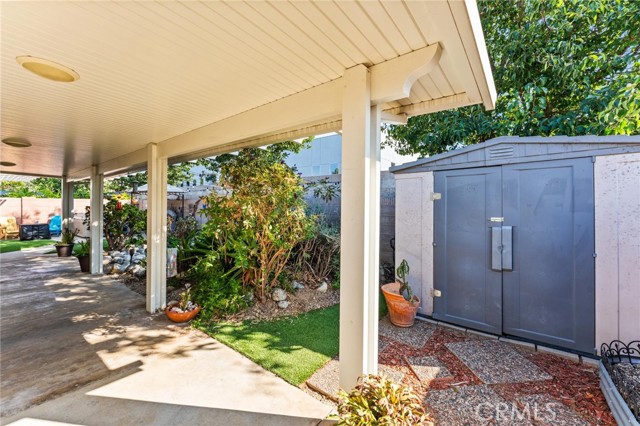 MLS #OC25232357 image #32