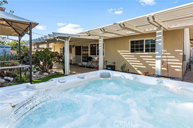 MLS #OC25232357 image #34