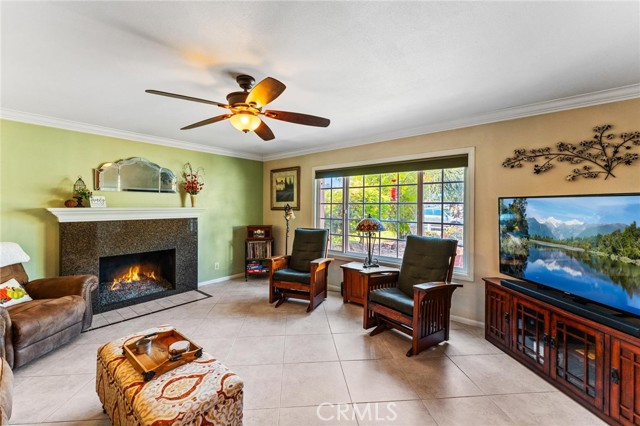 MLS #OC25232357 image #8