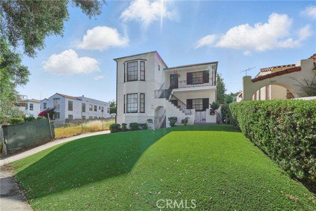 MLS #OC25232390 image #0