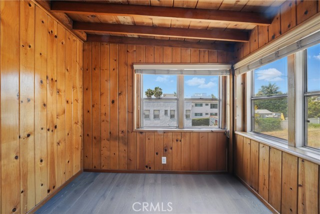 MLS #OC25232390 image #21