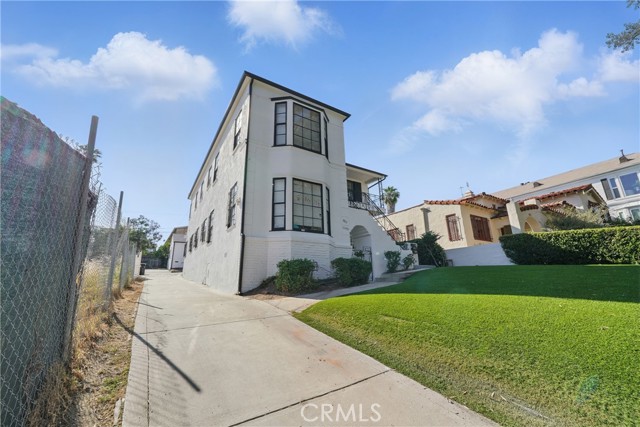 MLS #OC25232390 image #43