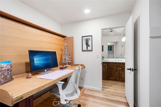 MLS #OC25232421 image #12