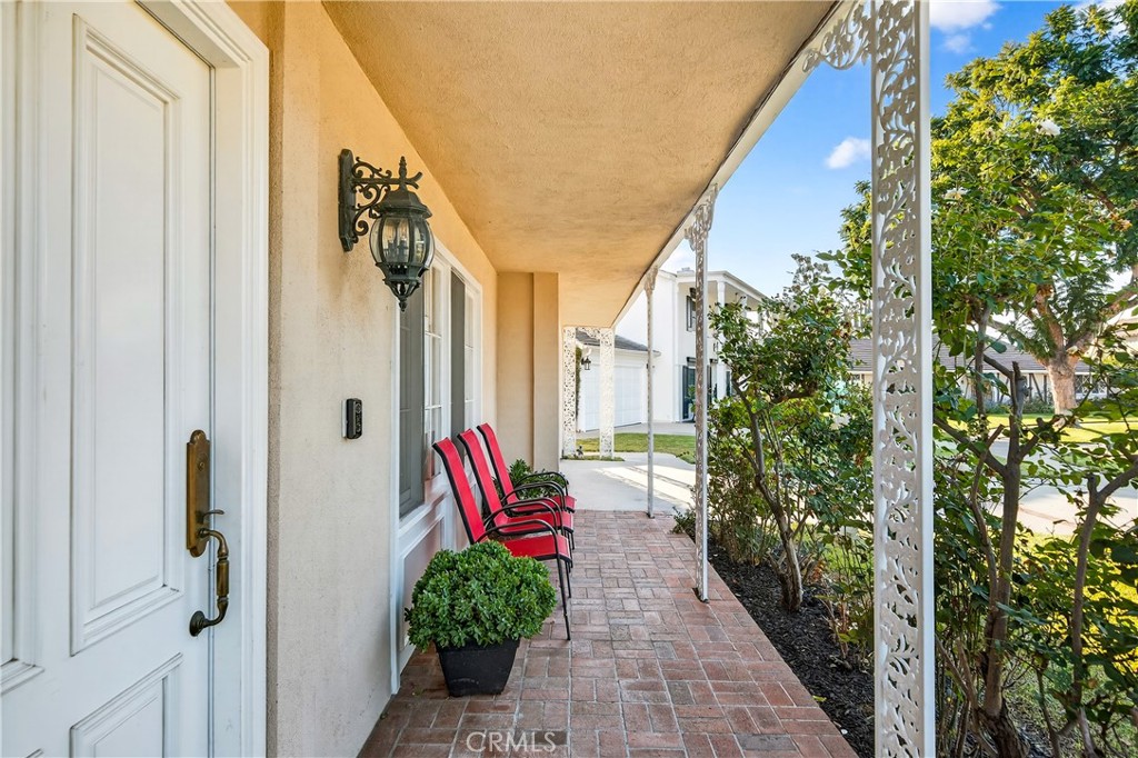 MLS #OC25232443 image #1