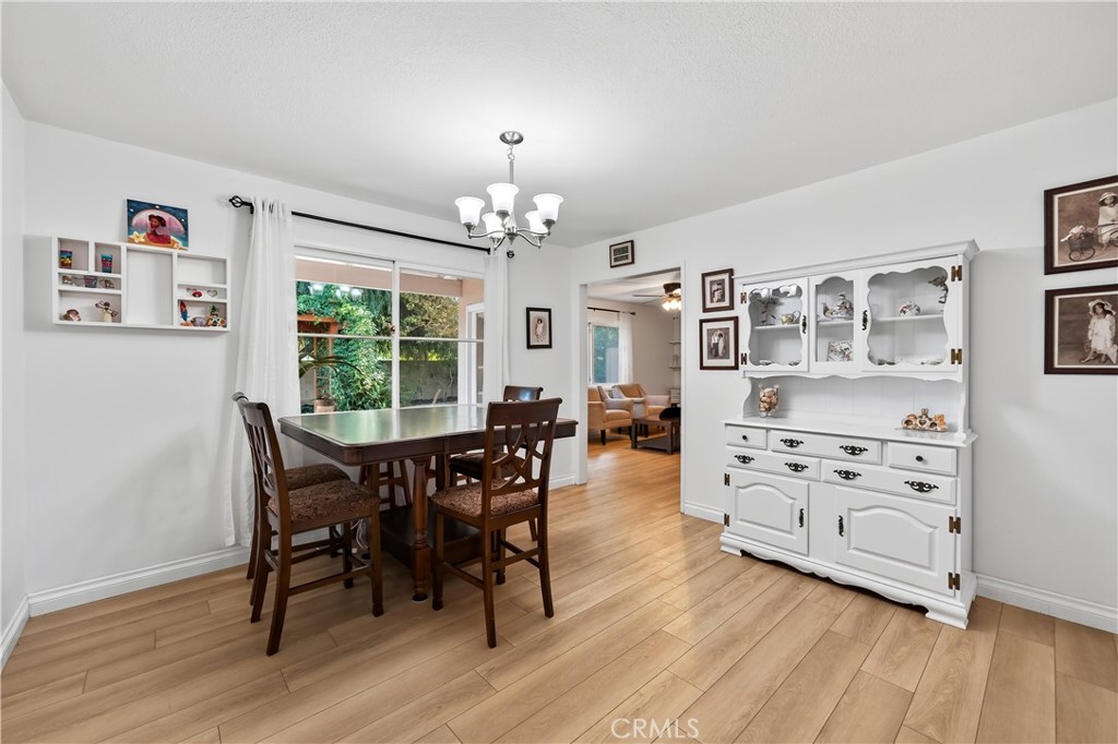 MLS #OC25232443 image #23