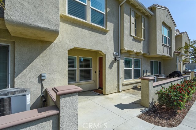 MLS #OC25232448 image #21