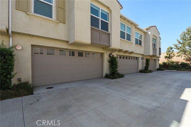 MLS #OC25232448 image #22