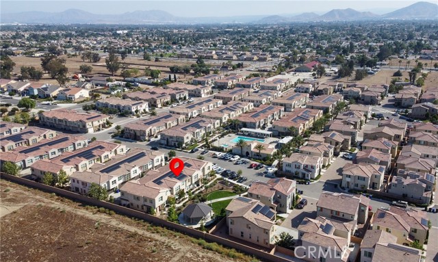 MLS #OC25232448 image #23