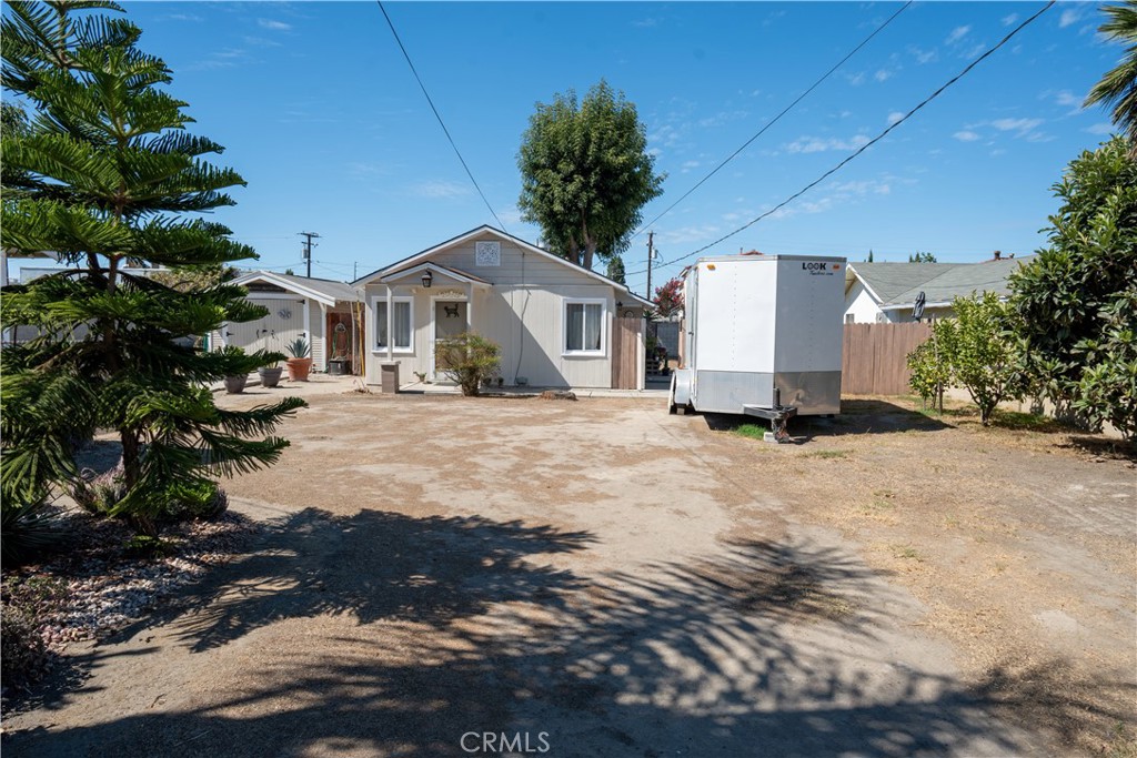 MLS #OC25232456 image #0