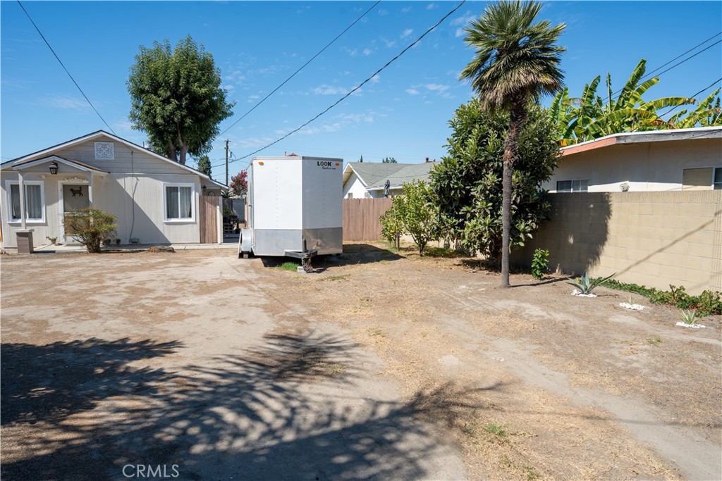 MLS #OC25232456 image #5