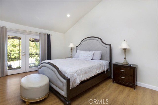 MLS #OC25232458 img 11