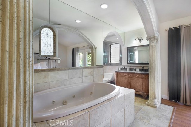 MLS #OC25232458 img 13