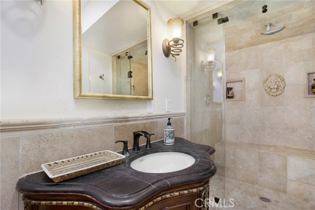 MLS #OC25232458 img 20